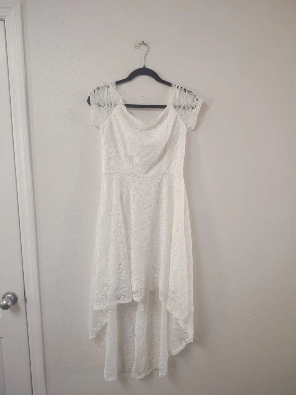 White Lace High-Low Dress with Cap Sleeves